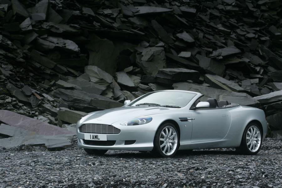  Aston Martin DB9 Volante 2004 года  (UK) (фото 32 из 38)
